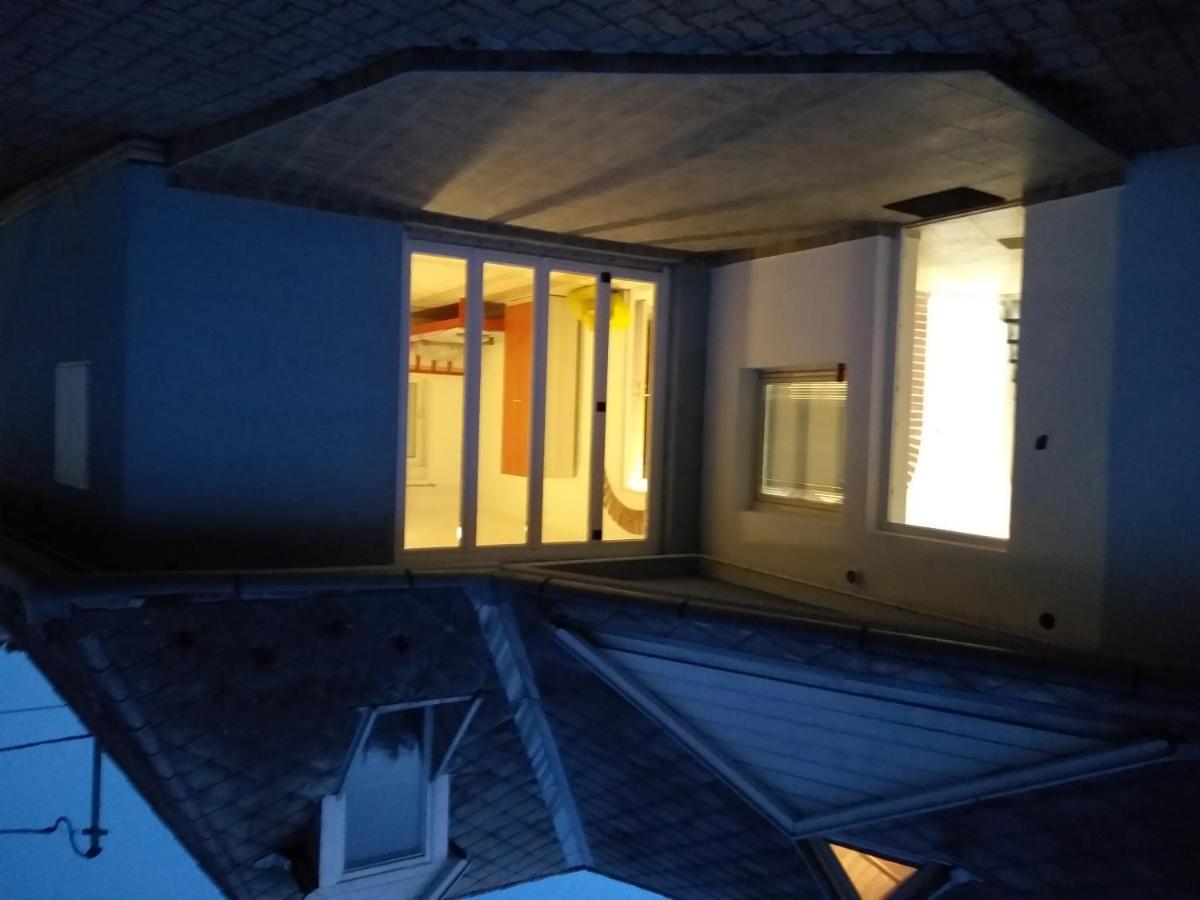 Azure House Aparthotel Keszthely Exterior foto